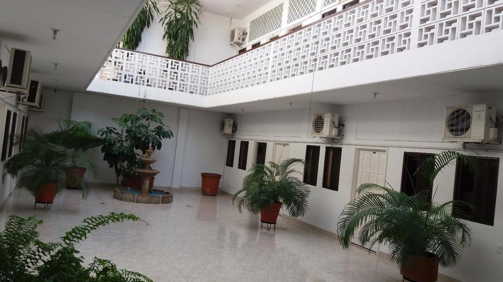 Hotel Royal Plaza Florencia  Exterior photo